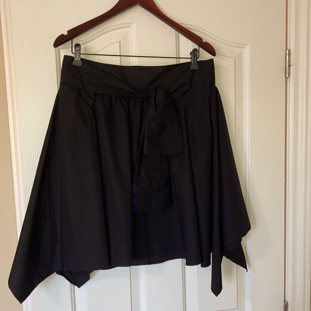 Brand new Halston wrap waist poplin skirt